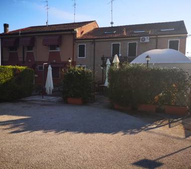 Albergo/Struttura ricettiva in vendita a Tresignana (Ferrara), via argine volano 22