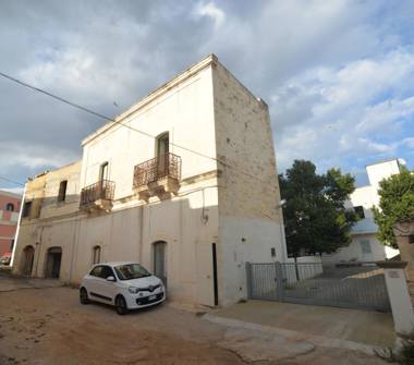 Altro in vendita a Sannicola, Frazione Chiesanuova, viale Gallipoli 13