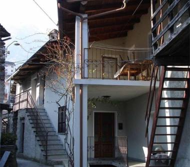 Casa indipendente in vendita a Montescheno (Verbano-Cusio-Ossola), Frazione Ovesco 2