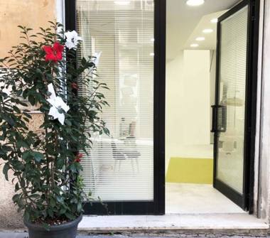 Negozio in affitto a Chieti, Frazione Centro città, Via Pollione 12