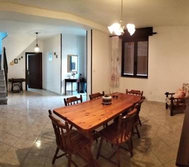 Casa indipendente in vendita a Thiesi (Sassari), via lamarmora 115