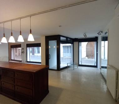 Negozio in affitto a Thiene (Vicenza), Via Trieste 21