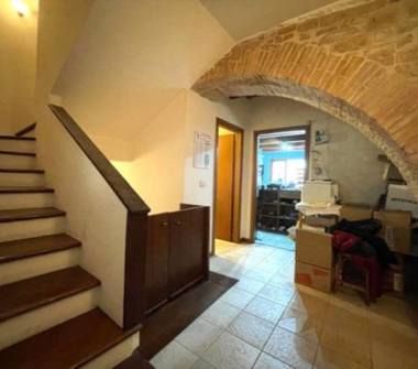 Palazzo/Stabile in vendita a Cupramontana (Ancona), Via Roma 17