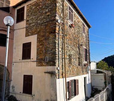 Villa in vendita a Tovo San Giacomo, Frazione Bardino Vecchio, Via Portio 10