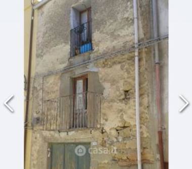 Palazzo/Stabile in vendita a Gangi (Palermo), Via Bernardino Ducria 26