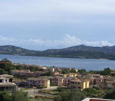 Affitto Appartamento Vacanze a Arzachena, Frazione Cannigione, v. le maree s.n.