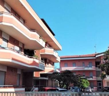 Affitto Appartamento Vacanze a Alba Adriatica (Teramo), Via Emilia 24