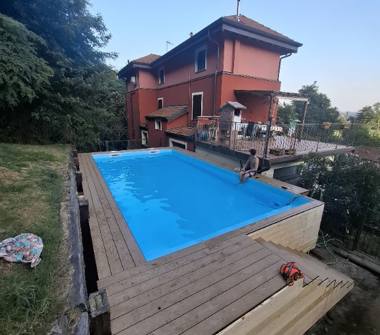 Casa indipendente in vendita a Sesto Calende (Varese)