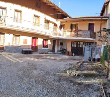 Porzione di casa in vendita a Vaie (Torino)