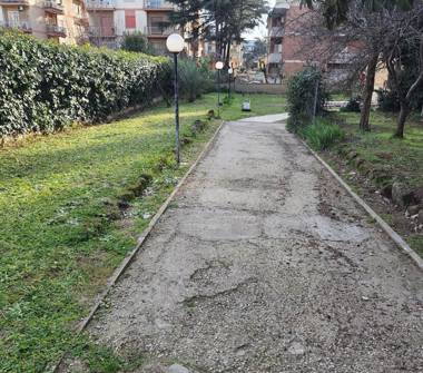 Quadrilocale in vendita a Roma, Zona Romanina, Via Marcello Provenzale 83