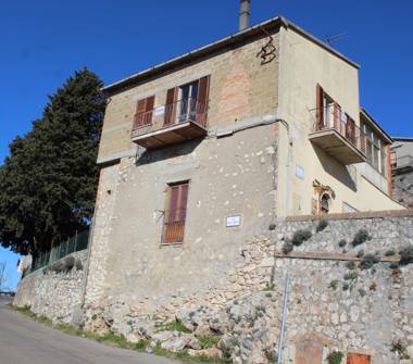 Quadrilocale in vendita a Amelia (Terni), Via Silvio Pellico 22