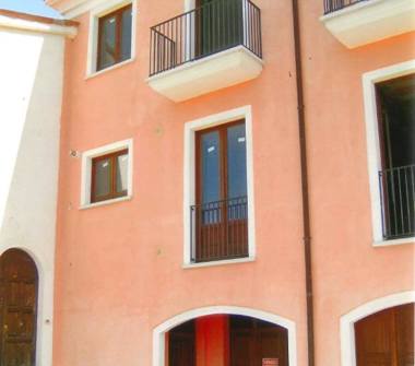 Casa indipendente in vendita a Sasso di Castalda (Potenza)