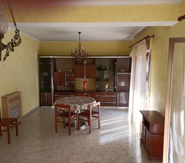 Trilocale in vendita a Fiumefreddo di Sicilia (Catania), Via Badalà 2