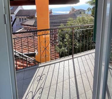 Trilocale in vendita a Arizzano (Verbano-Cusio-Ossola), Via San Martino 28