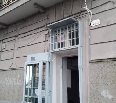 Negozio in affitto a Napoli, Zona San Ferdinando, Via Torquato Tasso 121