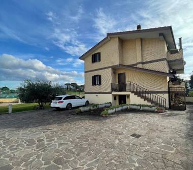 Villa in vendita a Roma, Zona Romanina