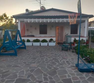 Affitto Villa Vacanze a Fondi (Latina), Via Guado Bastianelli
