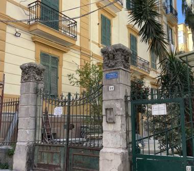 Appartamento in vendita a Napoli, Zona Materdei, Via Amato di Montecassino 22