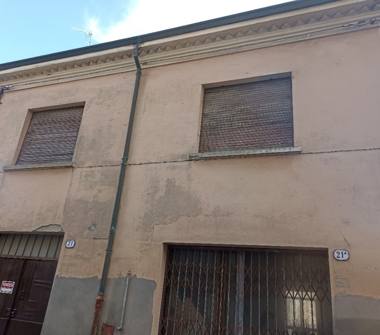 Casa indipendente in vendita a Bagnacavallo (Ravenna), Via Luigi Graziani 21