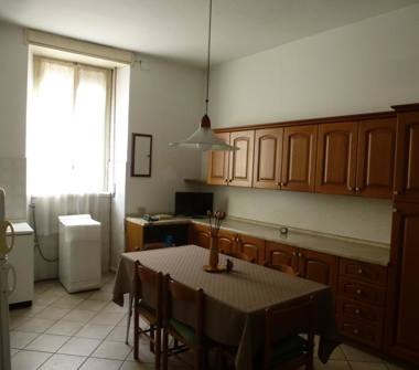 Trilocale in vendita a Bregnano, Frazione San Michele, Via Italia 21