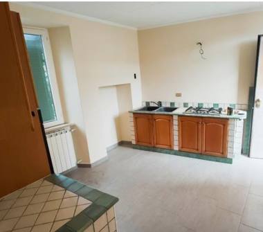 Bilocale in vendita a Viggiù, Frazione Baraggia, Via San Elia 20