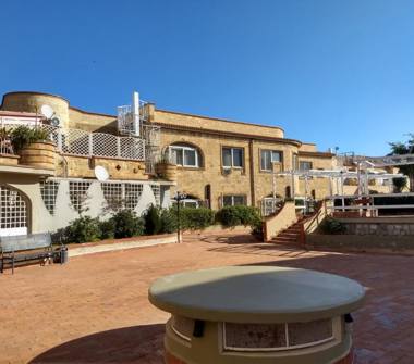 Trilocale in vendita a Palermo, Zona Mondello, Via Piano di Gallo 50