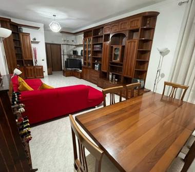 Quadrilocale in vendita a Roma, Zona Romanina, Piazzale dei Caduti della Montagnola 72