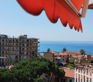 Affitto Appartamento Vacanze a Ventimiglia (Imperia), Via Roma 66