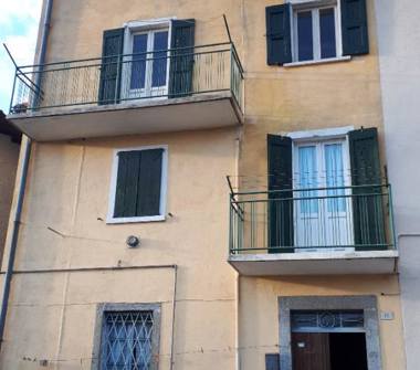 Casa indipendente in vendita a San Giovanni Bianco, Frazione San Gallo, Via Foppa 18