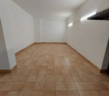 Garage/Auto silos in vendita a San Giovanni la Punta, Frazione Trappeto, Via Lazio 6