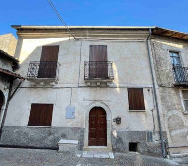 Appartamento in vendita a Scurcola Marsicana (L'Aquila), Via Corradino 30