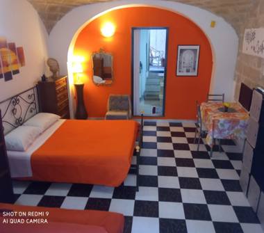 Affitto Casa Vacanze a Trani (Barletta-Andria-Trani), Via Giovanni Bovio 85