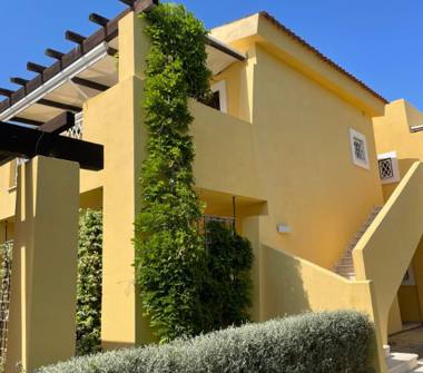 Trilocale in vendita a Pisticci, Frazione Marina Di Pisticci, Via Giasone 2