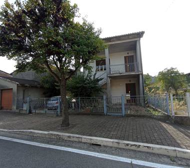 Casa indipendente in vendita a Mariana Mantovana (Mantova), PIAZZA CASTELLO 23