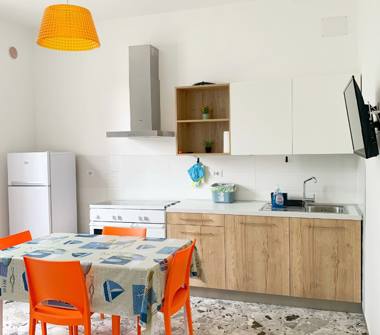 Affitto Appartamento Vacanze a Potenza Picena, Frazione Porto Potenza Picena, Via Dante Alighieri 135