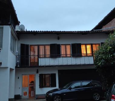 Casa indipendente in vendita a Ivrea (Torino)