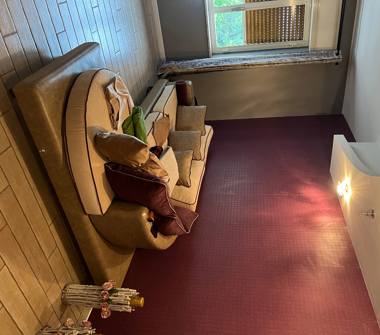 Quadrilocale in vendita a Napoli, Zona Capodimonte, Via Emilio Scaglione 21