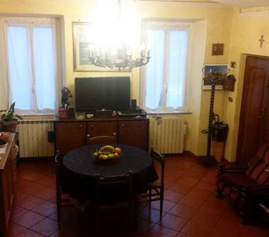 Quadrilocale in vendita a Acuto (Frosinone), Via Vittorio Emanuele 33