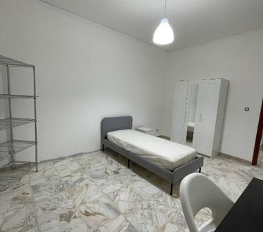 Porzione di casa in affitto a Catania, Zona Piazza S.M.Gesù