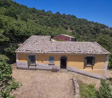 Villa in vendita a San Piero Patti (Messina)