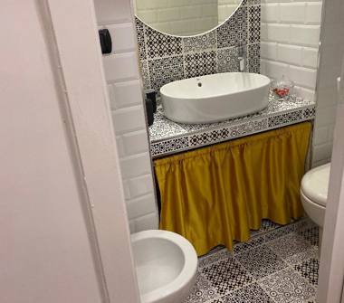 Altro in affitto a Napoli, Zona San Ferdinando, Vico Berio 2