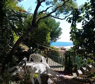 Affitto Appartamento Vacanze a Varazze (Savona), Via Nicolò Sardi 22