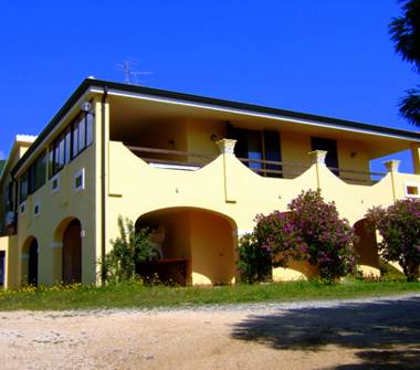 Villa in vendita a Teulada (Sud Sardegna)