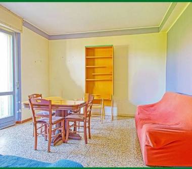 Trilocale in vendita a Varese (Varese), Via Conca D'Oro 11