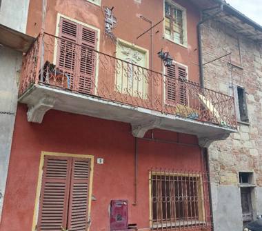 Casa indipendente in vendita a Frassinello Monferrato (Alessandria), Via Carlo Alberto 9