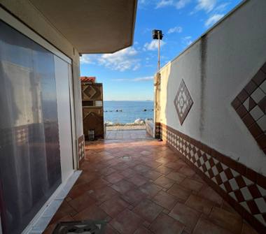 Villa in affitto a Rometta, Frazione Rometta Marea