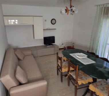 Affitto Appartamento Vacanze a Falerna, Frazione Falerna Marina, Viale della Libertà 10