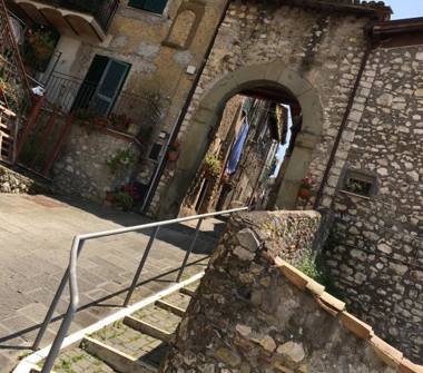 Quadrilocale in vendita a Olevano Romano (Roma)