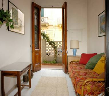 Affitto Appartamento Vacanze a Viareggio (Lucca), Via Edmondo de Amicis 16