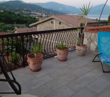 Affitto Villetta a schiera Vacanze a Santa Marina (Salerno), Via Parmenide 31